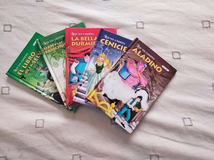 REGALO Cinco libros infantiles