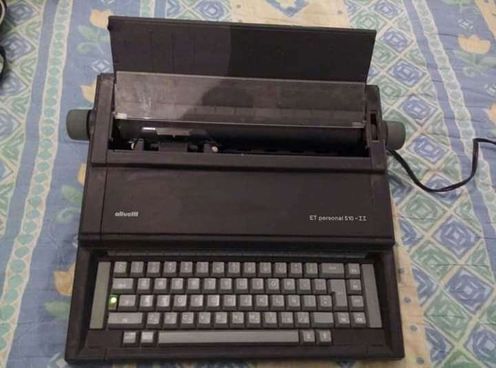 REGALO Maquina de escribir electrica
