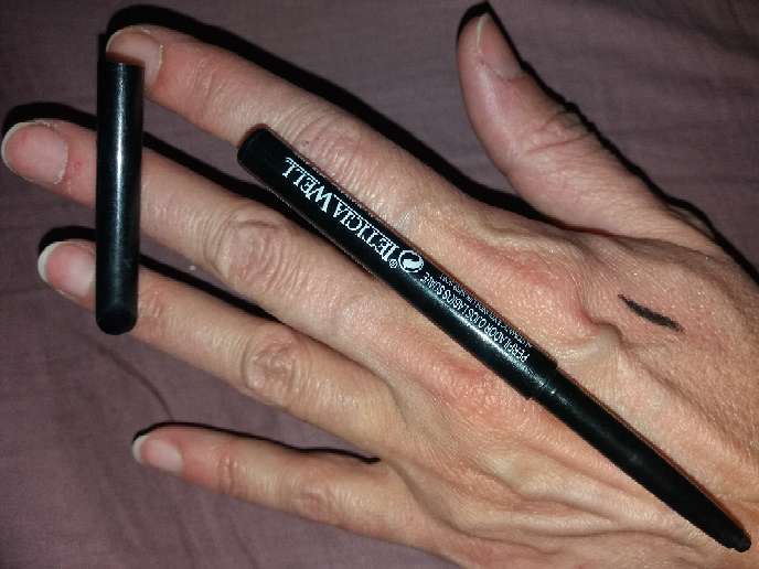 REGALO Lápiz de ojos negro REGALO Lápiz de ojos negro