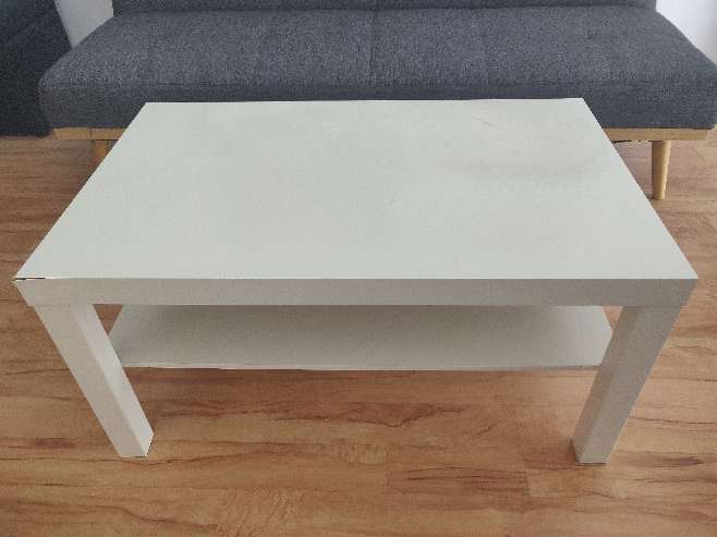 REGALO Mesa baja blanca Ikea, modelo Lack