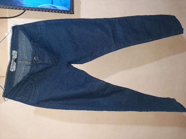 REGALO jeans 42