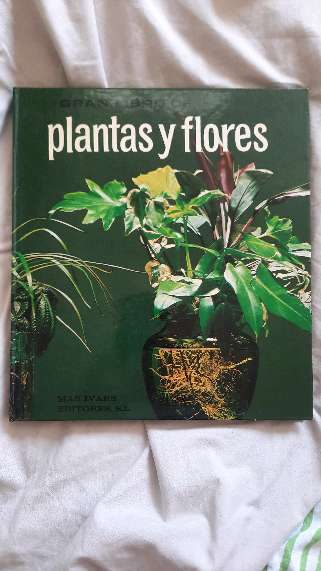 REGALO libro de plantas y flores